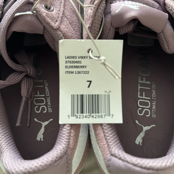 NWT SIZE 7 Elderberry Puma Sneakers - Picture 4 of 4